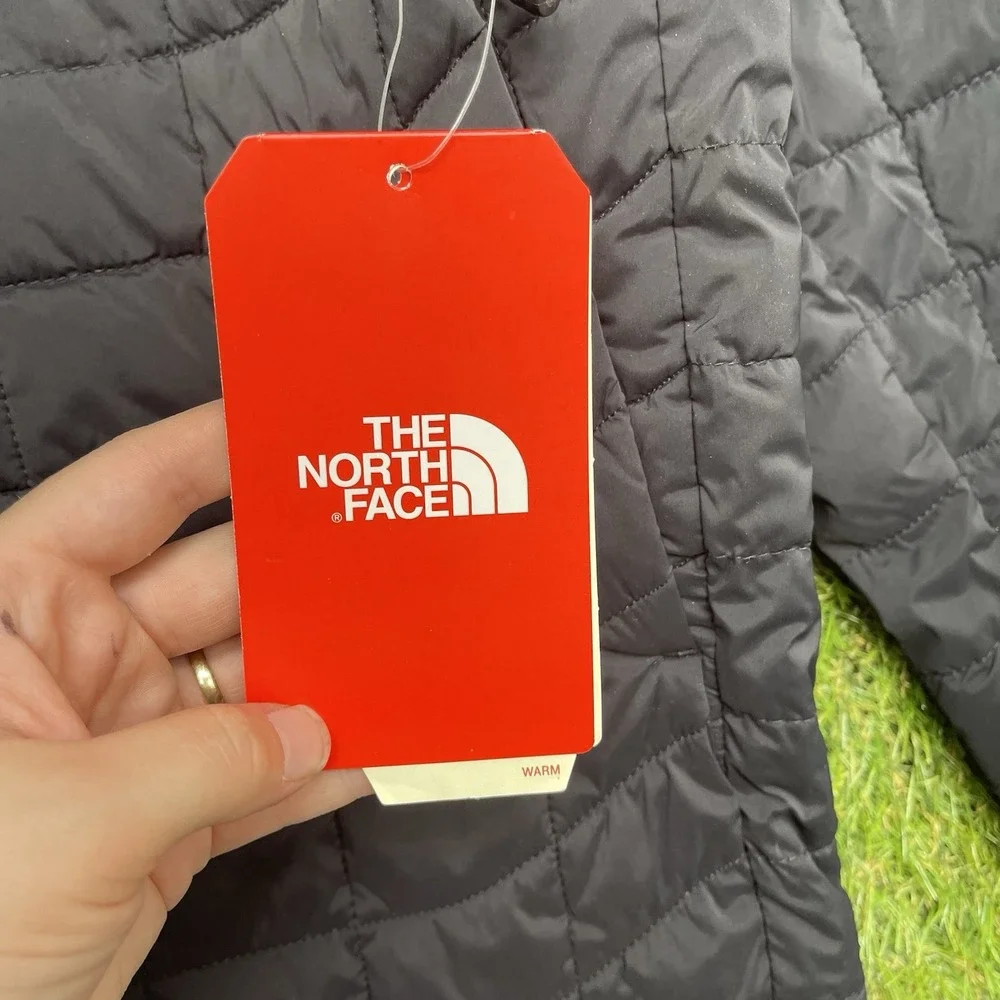 The North Face Thermoball Jacket Mens Small Black Puffer Outdoor Hiking NWT